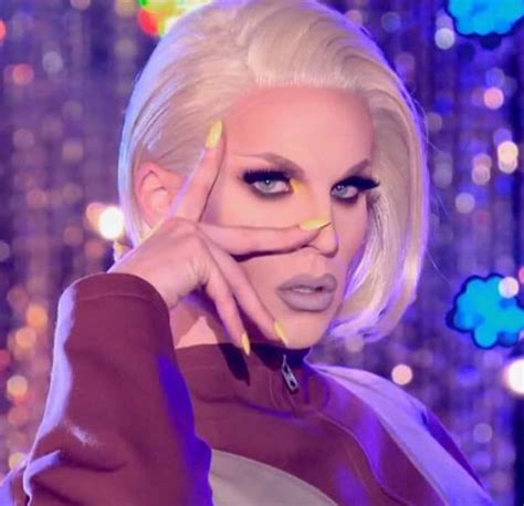 Drag Queen Katya