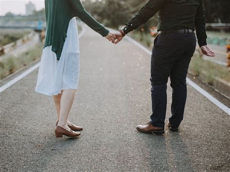 dreamt about an old crush while dating