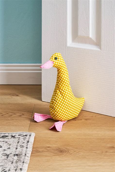 duck door stop sewing template