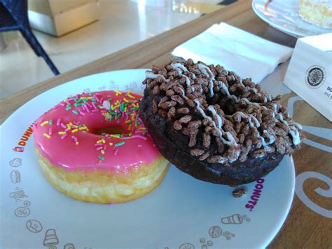 DUNKIN DONUT TERDEKAT - Dunkin Donuts Stasiun Kota - Tua Jakarta - 3 tips dari 247 pengunjung