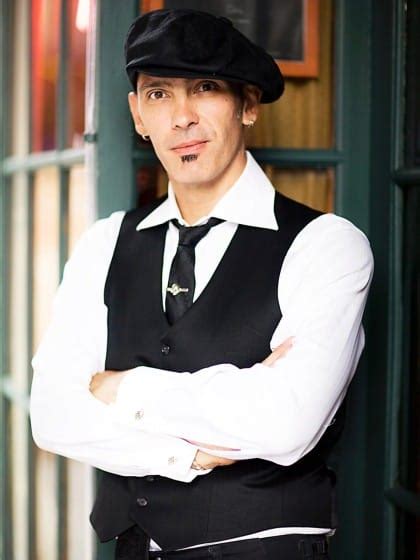 dushan zaric biography of christopher