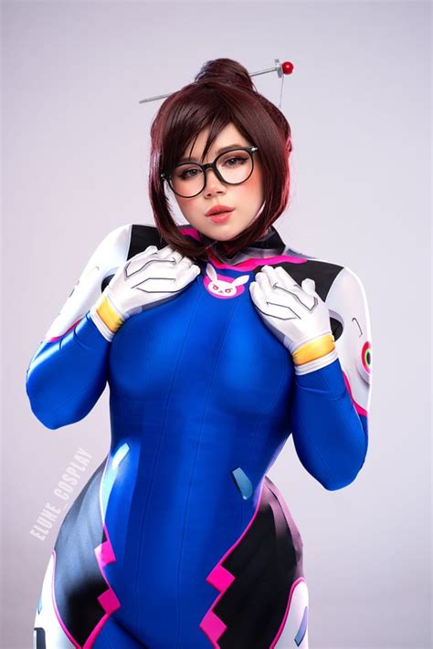 Dva Suit