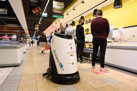 automatinis dvejetainis robotas