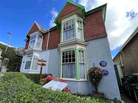 dylan thomas birthplace