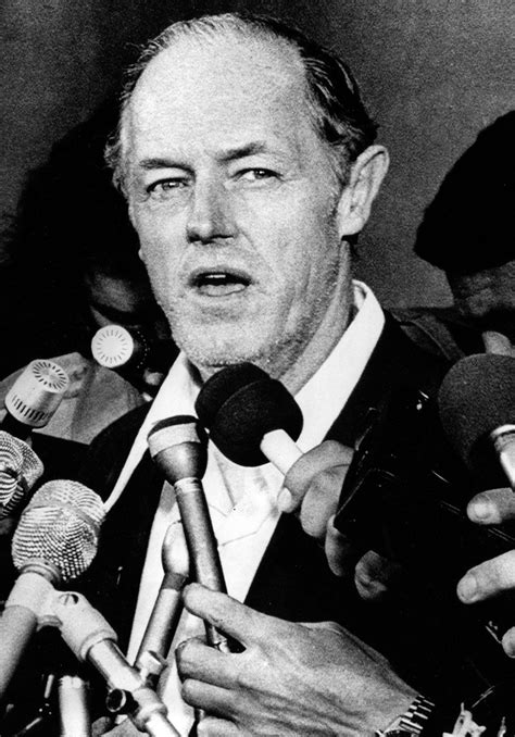 E Howard Hunt