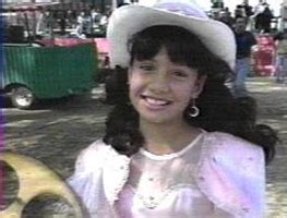 early life of selena quintanilla