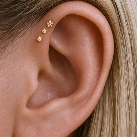 earrings on right ear