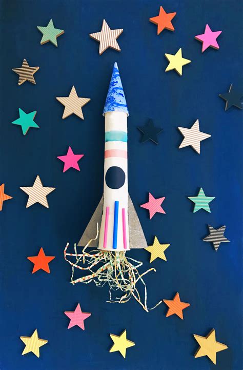Easy Rocket Craft Perfect Space Themed Project For Rocket Activities For Kindergarten - Rocket Activities For Kindergarten