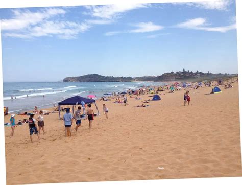 “Easy Parking at Mona Vale Beach: Stress-free Beach Day Awaits!”