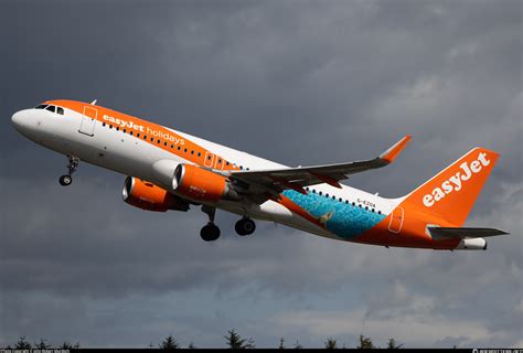 easyjet ekşi