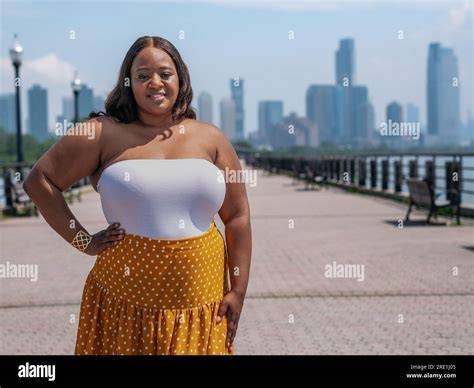 ebony chubby nude