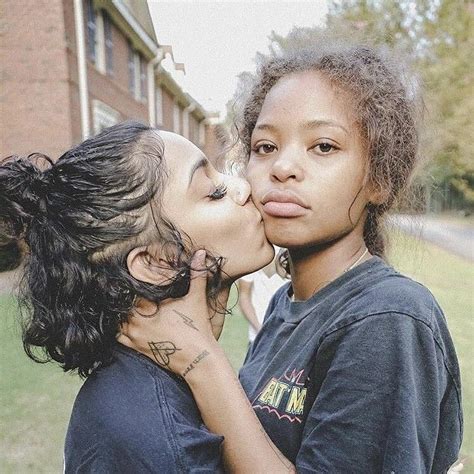 ebony lesbians porn