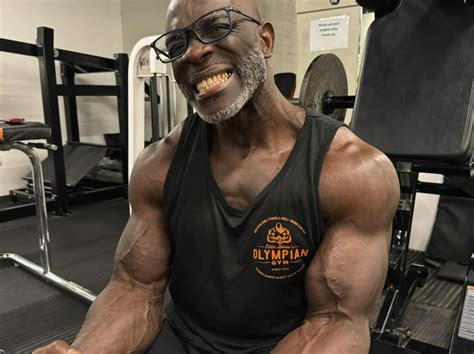 Eddie Abbew Age