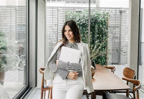 lifestyle photo by Dimitri Romaguera