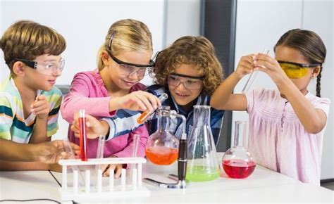 eksperimen adalah | Setelah lebih dari 14 bulan mengorbit pesawat