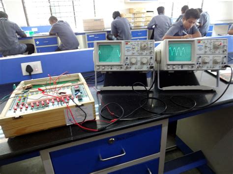 Electronic Devices And Circuits Lab Viva Questions