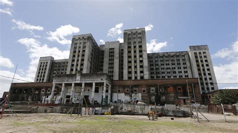 Elefante Blanco Edificio