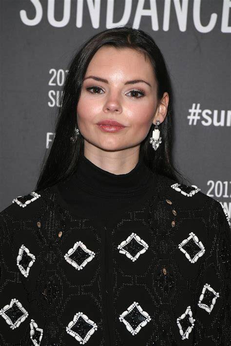 eline powell nude