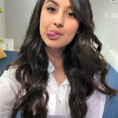 Eliza Ibarra Throated