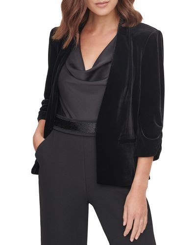 eliza j black jacket poze switzerland