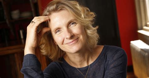 Elizabeth M Gilbert