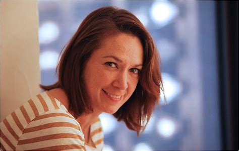 elizabeth marvel nude