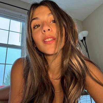ella bailey nude