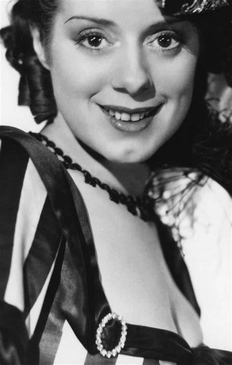 elsa lanchester nude