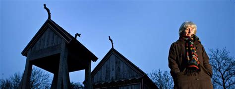 else roesdahl biography of christopher