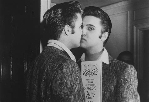elvis presley bisexual