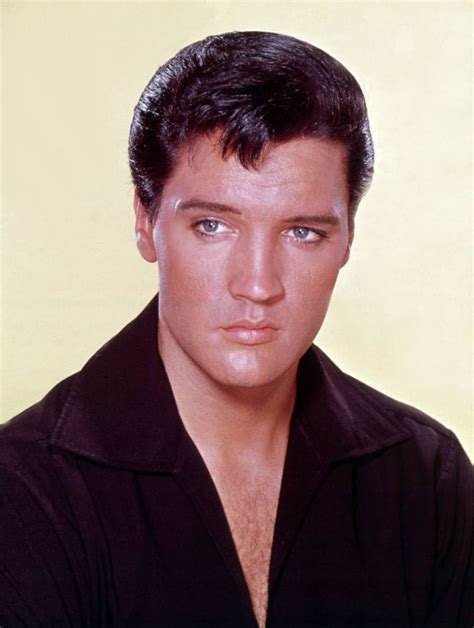 elvis presley singer biography