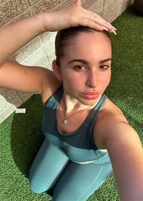 emely hernandez OnlyFans leaked content