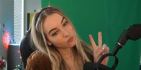 emilycc nude