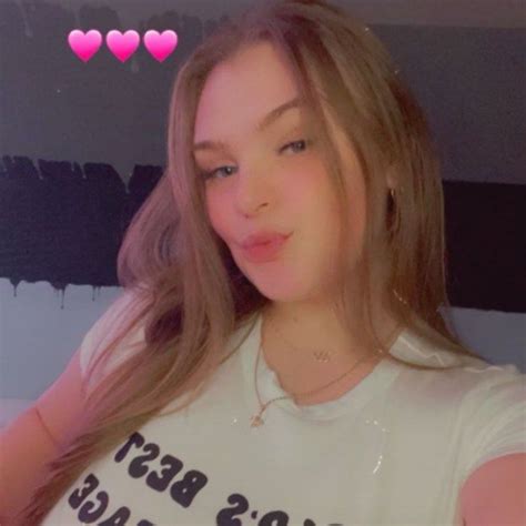emilysmallss nude