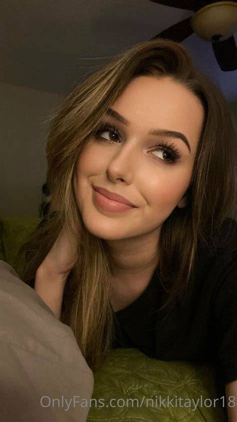 emilysmiley nude