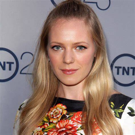 emma bell nude