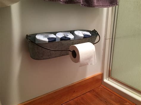 Empty Toilet Paper Holder