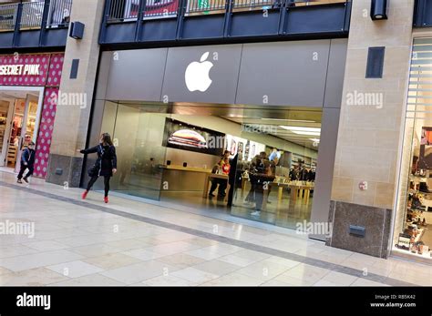 England Apple Store