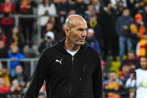 entraineur bordeaux zidane biography