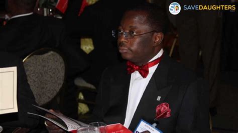 erastus akingbola biography templates