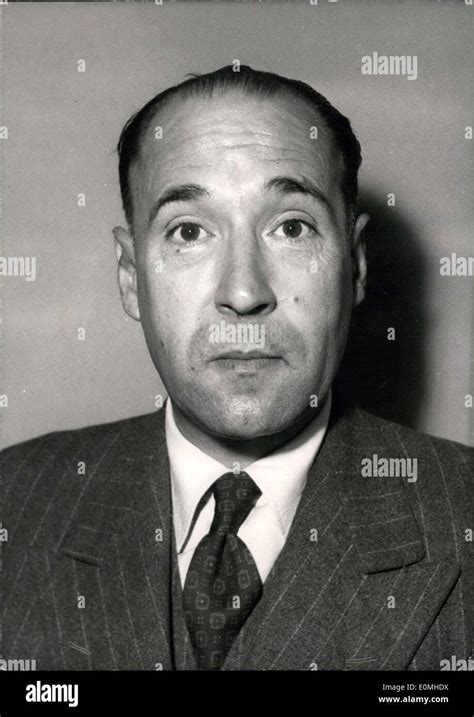 eric de carbonnel biography template