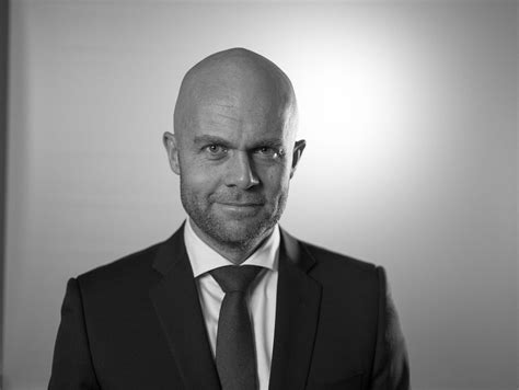Download Erik Bertrand Larssen 