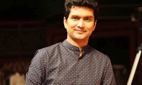 erode mahesh biography of rory