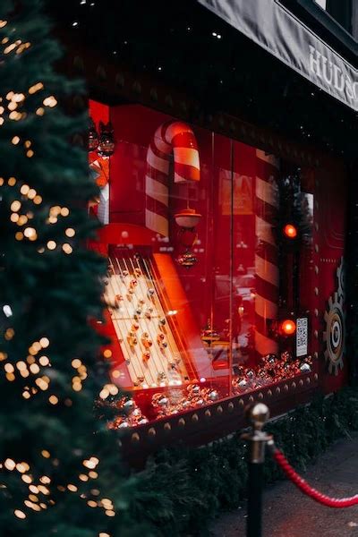Escaparates elegantes: Espectaculares escaparates navideños