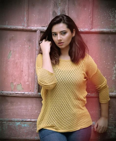 esha chawla biography of alberta