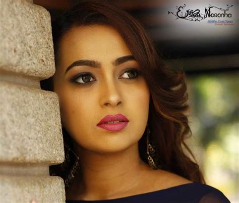 ester noronha biography