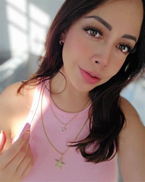 estrella vences nude