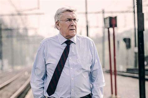 etienne schouppe biography examples