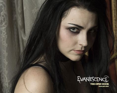evanescence nude