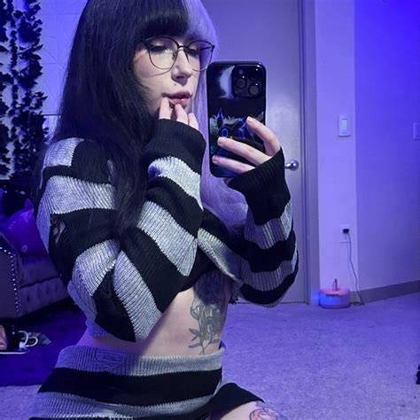 evie mischiev nude